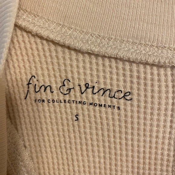 Fin & Vince Cream Button-Up Thermal Onesie - Picture 3 of 4